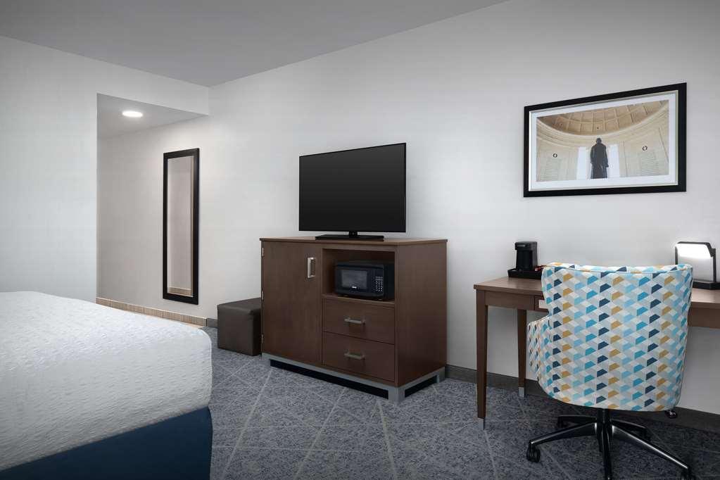 Hampton Inn Washington Dc Noma Union Station Room photo