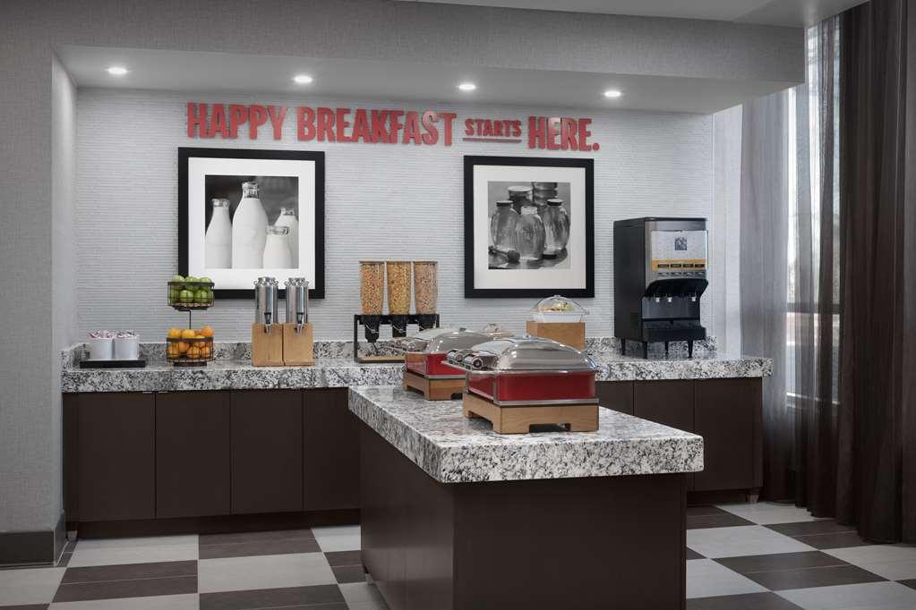 Hampton Inn Washington Dc Noma Union Station Restaurant photo